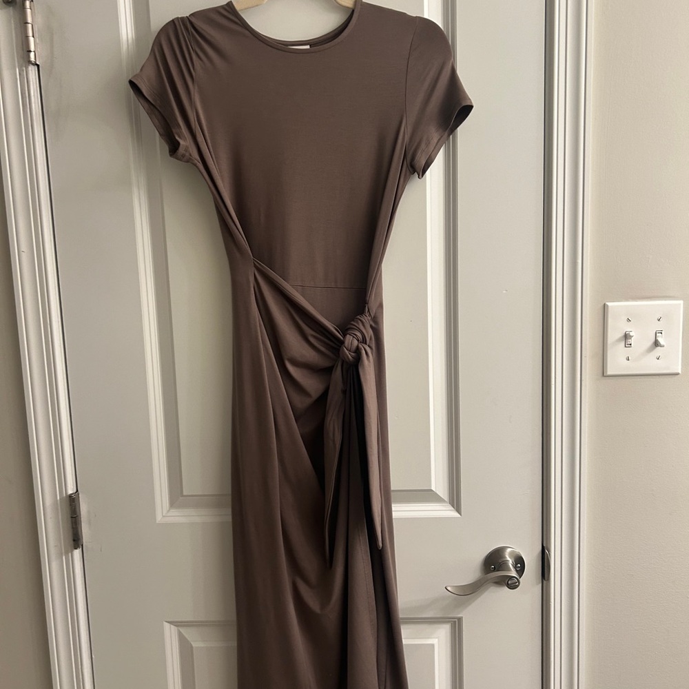 Short sleeve midi dress